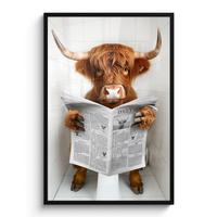 POSTER MIT RAHMEN Schottischer Highlander - Tier - Zeitung - Toilette Bilderleiste 80x120 cm - Kastanienfarben, Papier (80/120cm) - MuchoWow