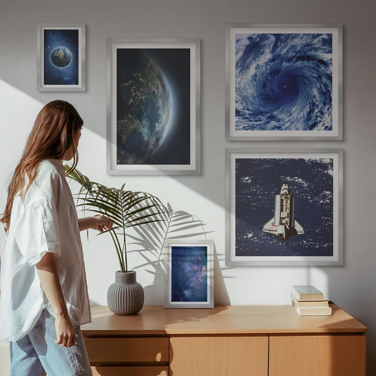 BILDER SET 5er Set - 50x50 cm & 20x30 cm & 40x60 cm Silberner Rahmen - Erde Weltraumsturm Galaxie - Silberfarben, Kunststoff (40/60cm) - TULUP