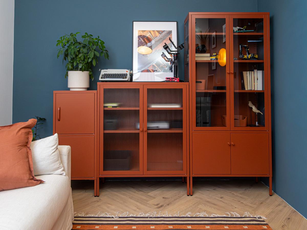 SIDEBOARD mit Glastüren Metall 90 cm Goldbraun Lerryn - Goldfarben, Metall (90/111/35cm) - Beliani