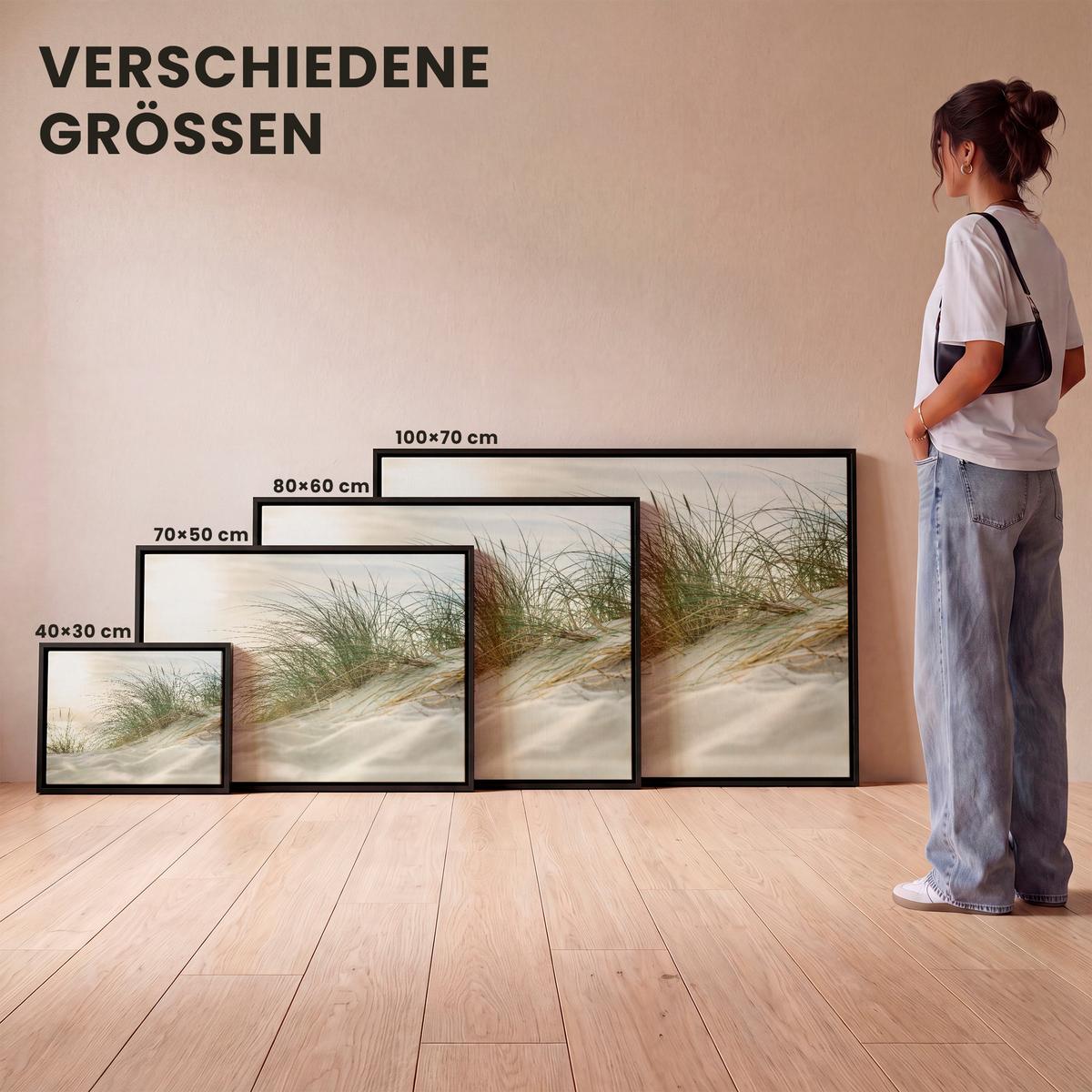 LEINWAND Bilder mit Rahmen - Dünen mit Strandhafer in der Sonne des Nationalparks Schleswig-Holsteinisches Wattenmeer - 100x70 - Creme, Textil (100/70cm) - MuchoWow