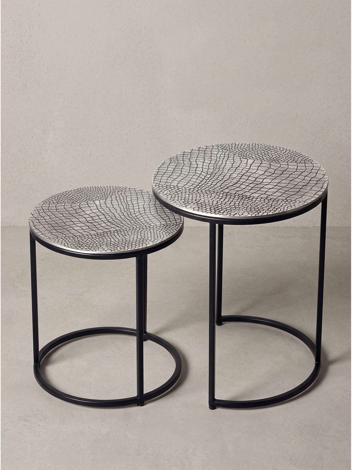 BEISTELLTISCHE 2er-Set VIENNE, Aluminium, handgefertigt, Silber, Ø 40 x 48 cm - Silberfarben/Schwarz, Metall (40/40/48cm) - KADIMA DESIGN
