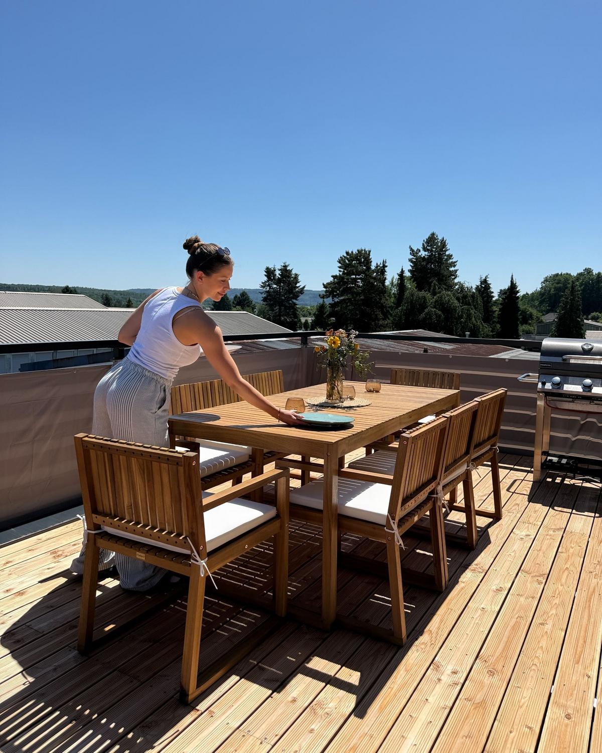 GARTENMÖBEL-SET 8-Sitzer Cremeweiß zertifiziertes Akazienholz Sassari II Premium - Weiß, Holz - Beliani
