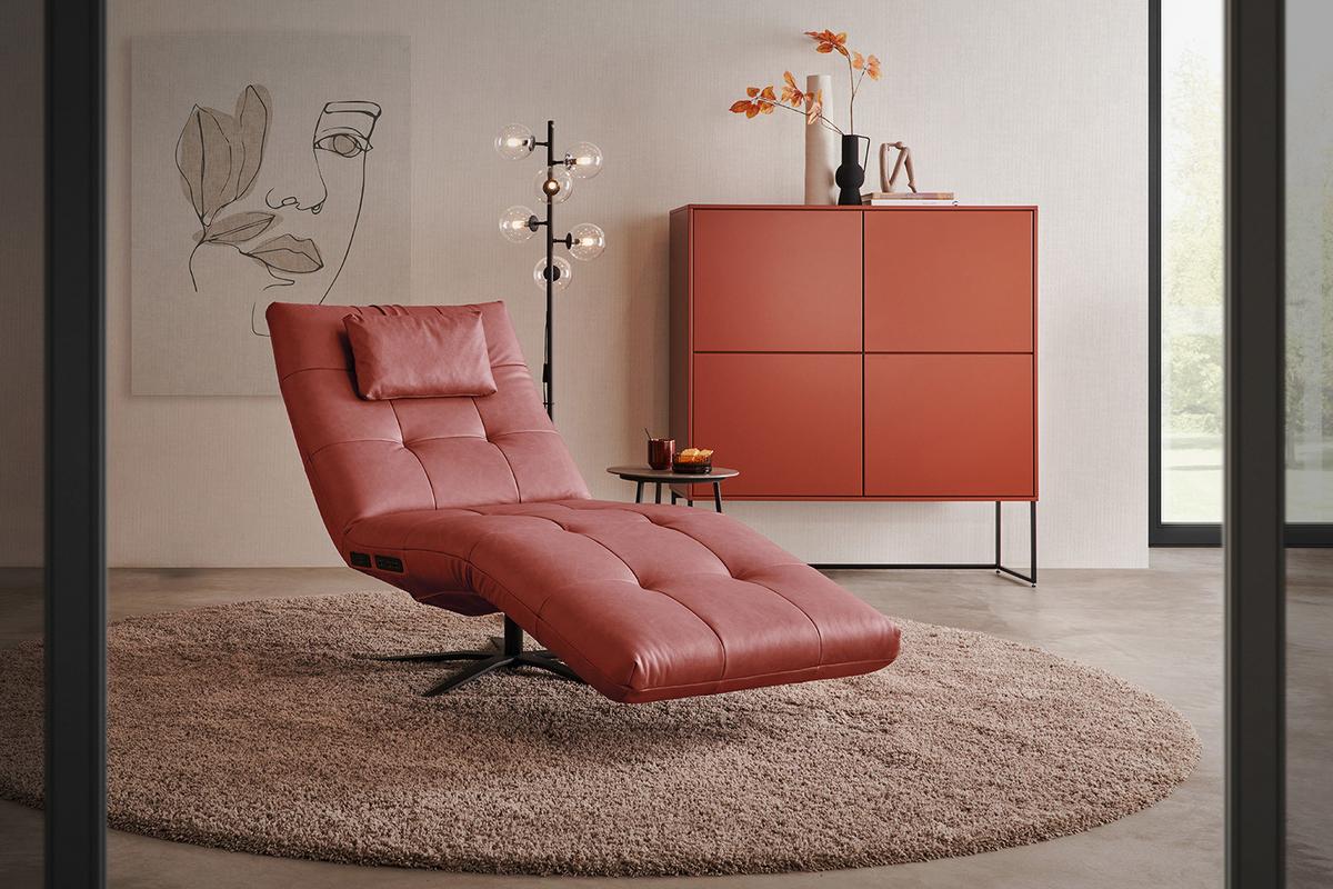 RELAXLIEGE LETICIA Rot Leder Drehbar (360°), Relaxfunktion - Rot/Schwarz, Leder/Metall (82/115/156cm) - KAWOLA