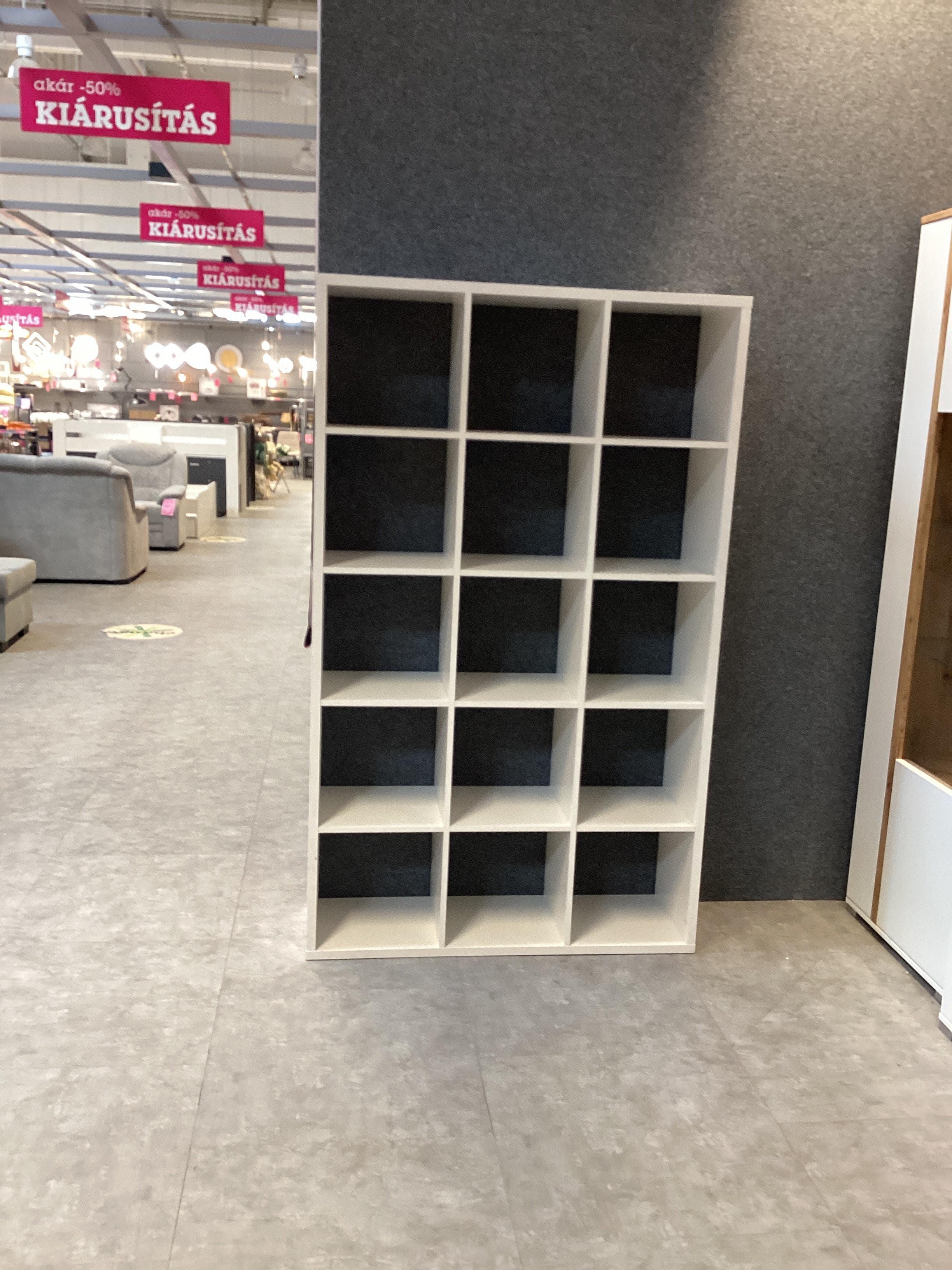  CSEPEL OUTLET TÉRELVÁLASZTÓ MAURO