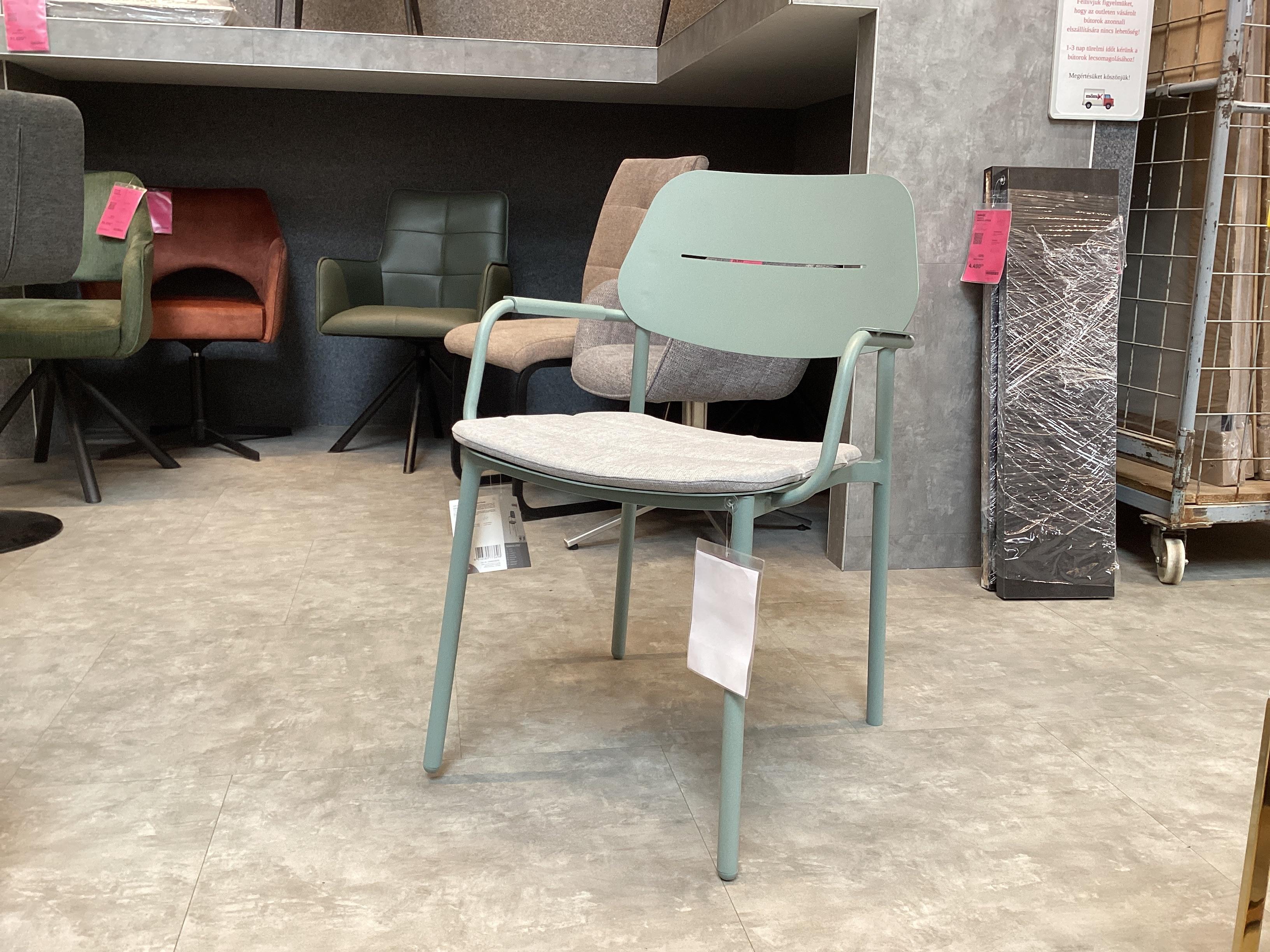CSEPEL OUTLET KERTI SZÉK VERDE