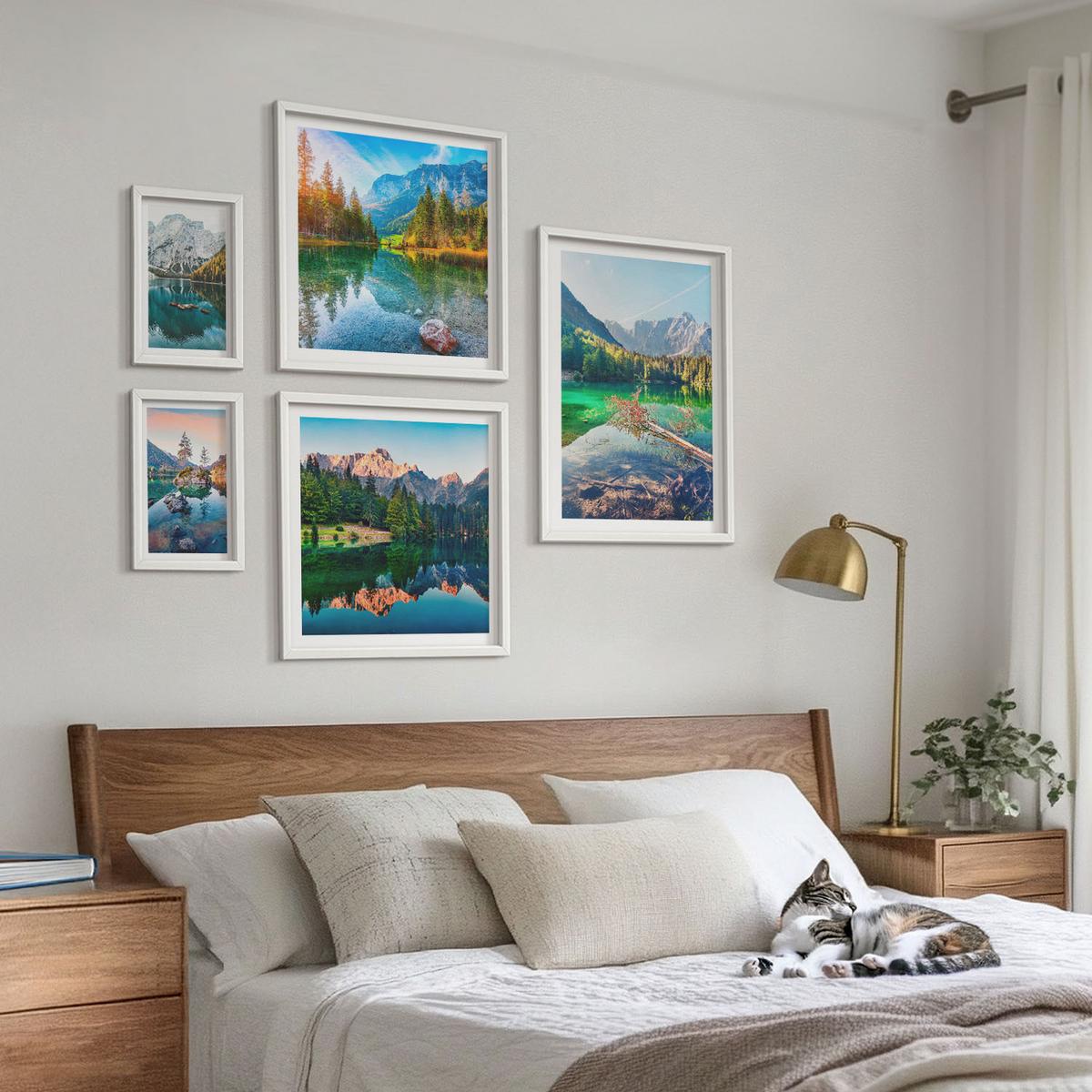 BILDER SET 5er Set - 50x50 cm & 20x30 cm & 40x60 cm Weißer Rahmen - Spiegelung des Waldes in Bergseen - Weiß, Kunststoff (40/60cm) - TULUP