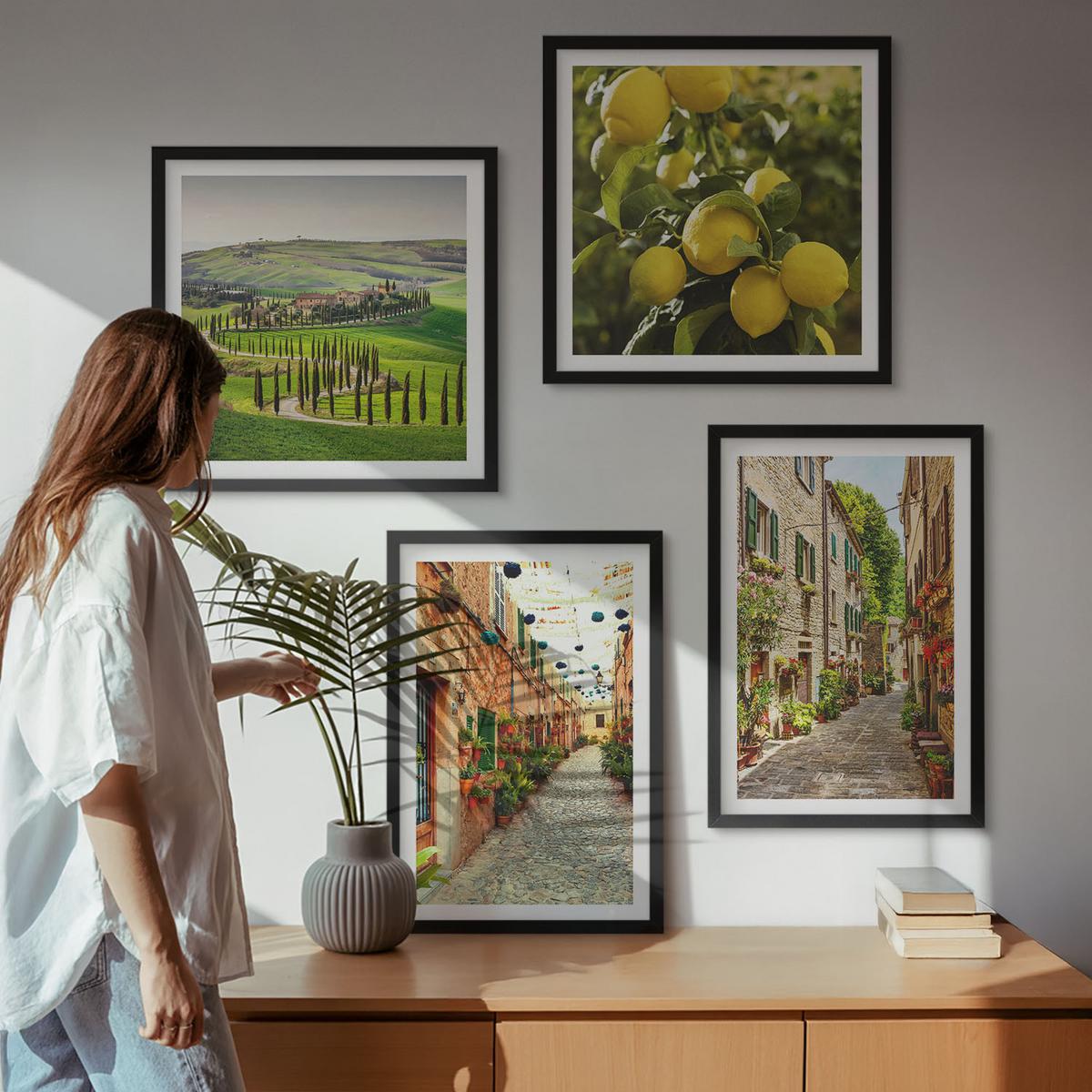 BILDER SET 4er Set - 50x50 cm & 40x60 cm Schwarzer Rahmen - Bezaubernde Straßen voller Zitronenblüten - Schwarz, Kunststoff (50/50cm) - TULUP