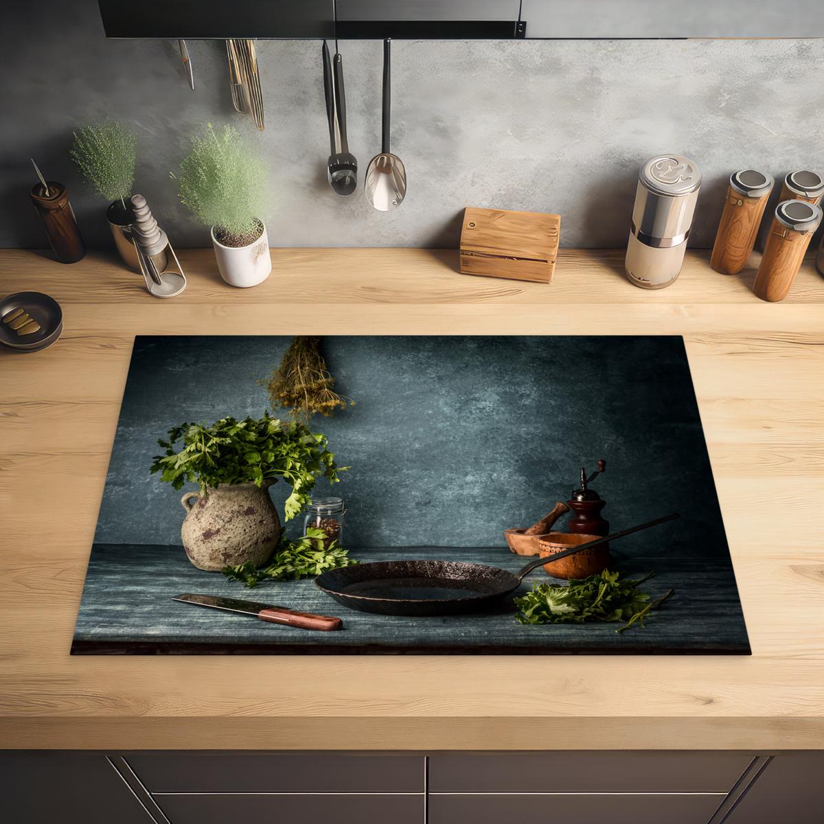 HERDABDECKPLATTE Kräuter - Gewürze - Pfanne - Messer - Grau - Rustikal Induktionsmatte 77x51 cm - Petrol, Kunststoff (77/51/0.2cm) - MuchoWow