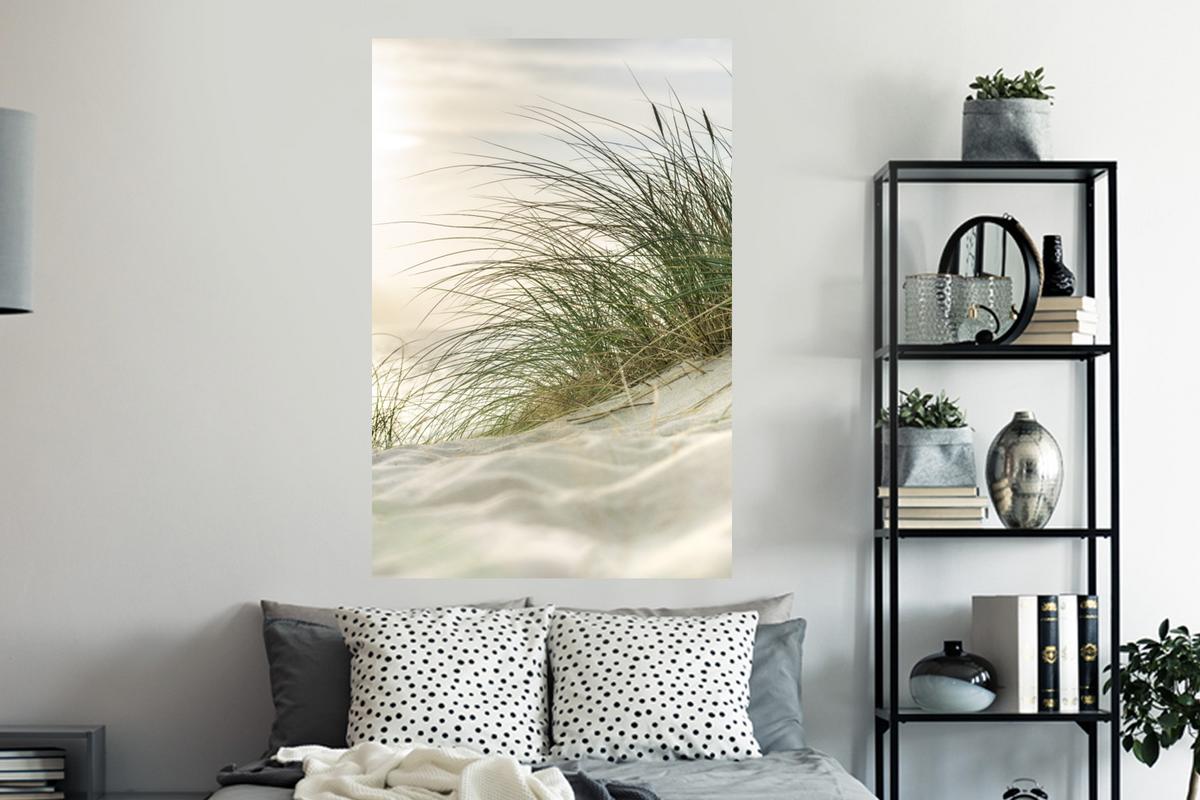 WANDTATTOO Dünen mit Strandhafer in der Sonne des Nationalparks Schleswig-Holsteinisches Wattenmeer Wandaufkleber 80x120 cm - Creme, Kunststoff (80/120/0.1cm) - MuchoWow
