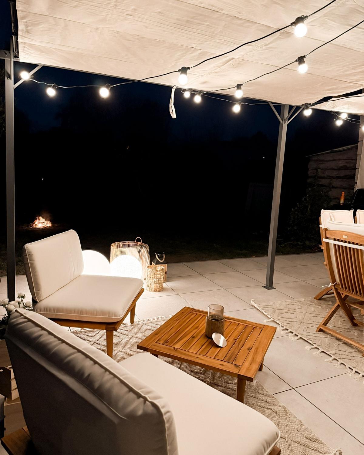 2-SITZER LOUNGE SET zertifiziertes Akazienholz cremeweiß Frascati - Creme, Holz - Beliani