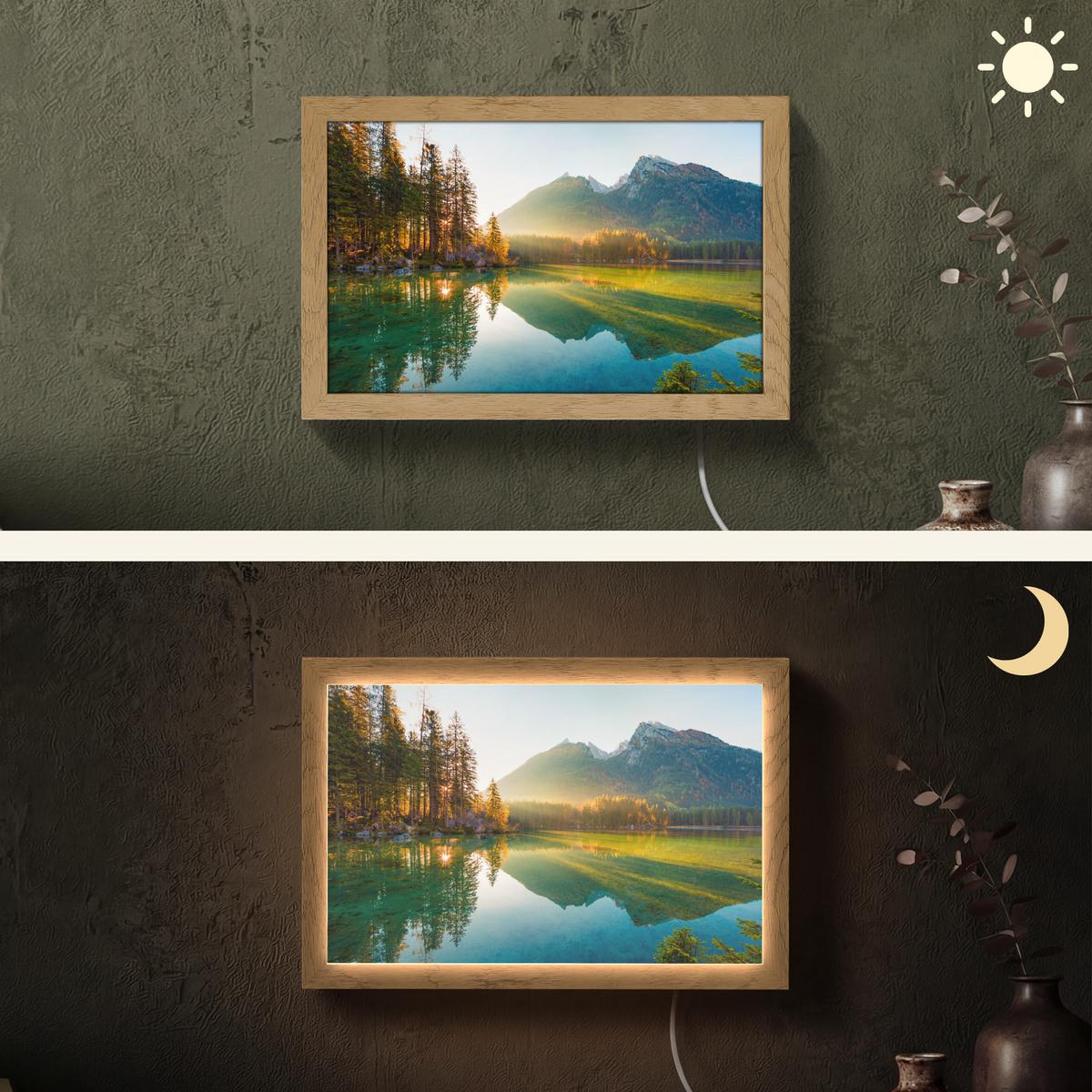 WANDLEUCHTE See - Wald - Berge - Natur - Sonne - Landschaft 30x20 cm - Grün, Holzwerkstoff (30/20/8cm) - OnlyWow