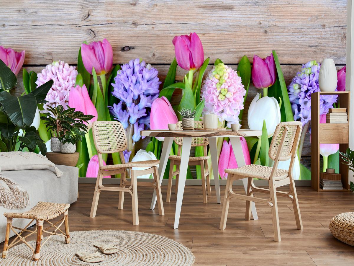 FOTOTAPETE für Küche Rosa Tulpen Violette Hyazinthen Holztisch 100x70 - Ecru/Violett, Papier (100/70cm) - Muralo