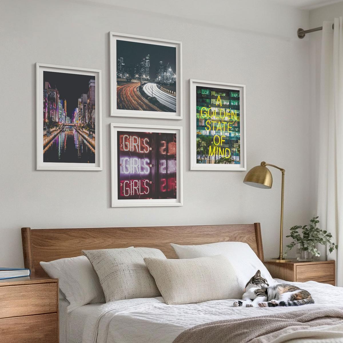 BILDER SET 4er Set - 50x50 cm & 40x60 cm Weißer Rahmen - Neonreklamen in der Stadt bei Nacht - Weiß, Kunststoff (50/50cm) - TULUP