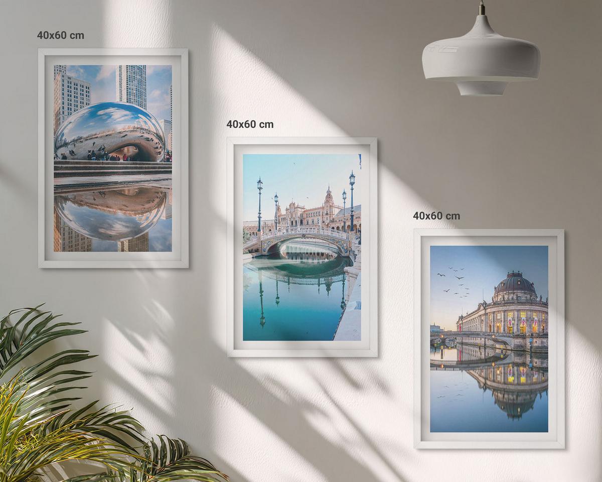 BILDER SET 3er Set - 40x60 cm Weißer Rahmen - Architektur von Städten am Wasser - Weiß, Kunststoff (40/60cm) - TULUP