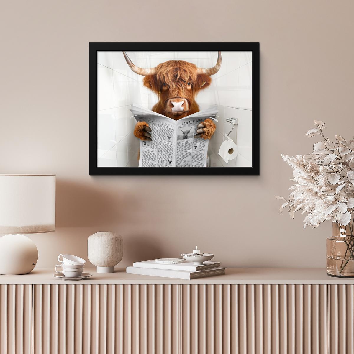 POSTER MIT RAHMENGERAHMTES BILD Schottischer Highlander - Tier - Zeitung - Toilette 40x30 cm - Kastanienfarben, Papier (40/30cm) - MuchoWow