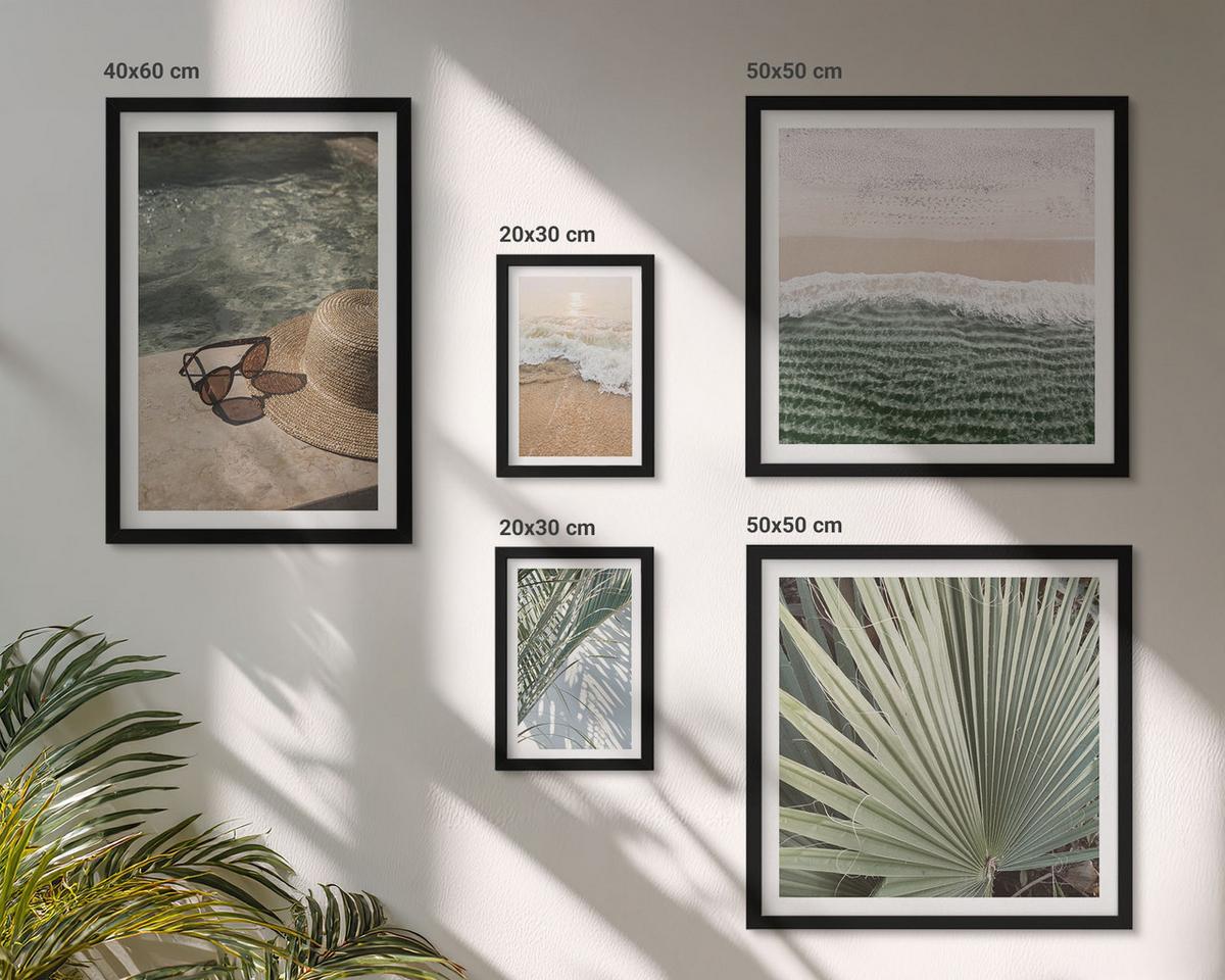 BILDER SET 5er Set - 50x50 cm & 20x30 cm & 40x60 cm Schwarzer Rahmen - Strandhut und Sonnenbrille - Schwarz, Kunststoff (40/60cm) - TULUP