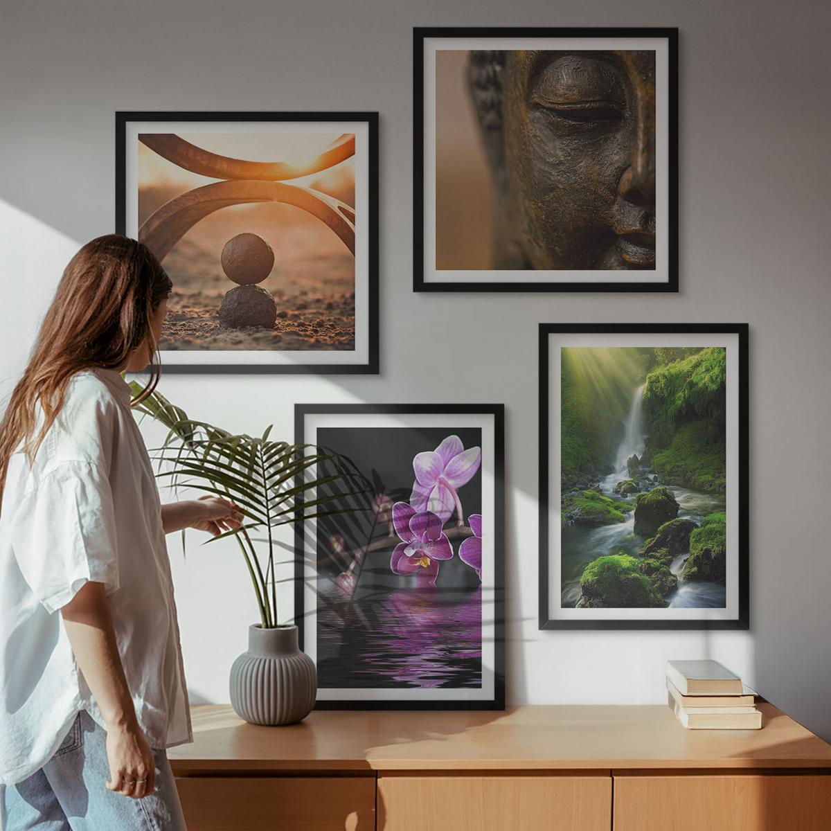 BILDER SET 4er Set - 50x50 cm & 40x60 cm Schwarzer Rahmen - Blumen im Wasser des Buddha-Wasserfalls - Schwarz, Kunststoff (50/50cm) - TULUP