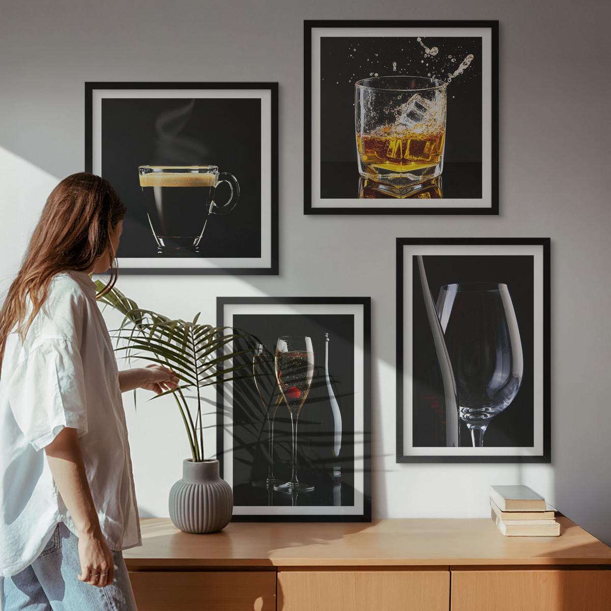 BILDER SET 4er Set - 50x50 cm & 40x60 cm Schwarzer Rahmen - Whisky, Wein, Champagner, Kaffee, Alkohol - Schwarz, Kunststoff (50/50cm) - TULUP