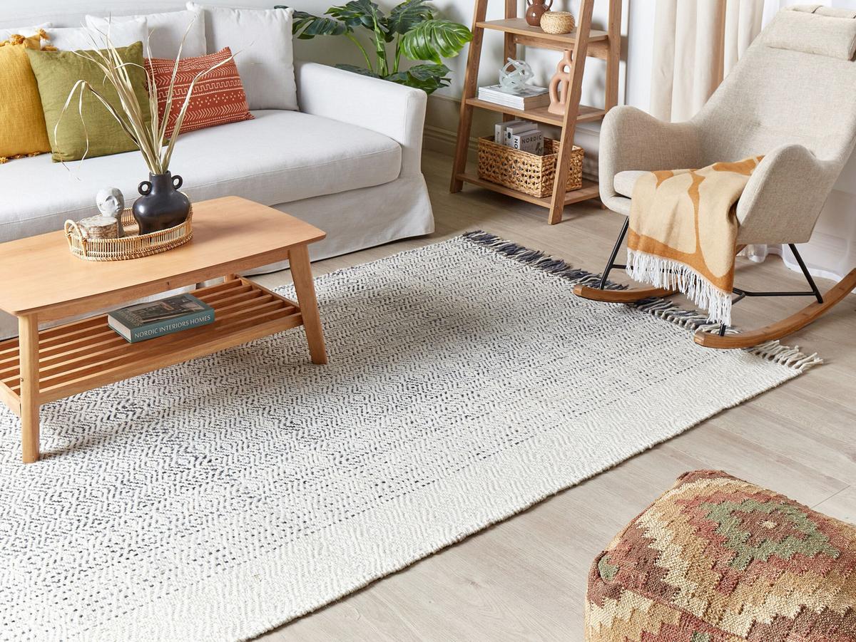 KURZFLOR-TEPPICH Omerli 200/140 cm - Weiß, Textil (140/200cm) - Beliani
