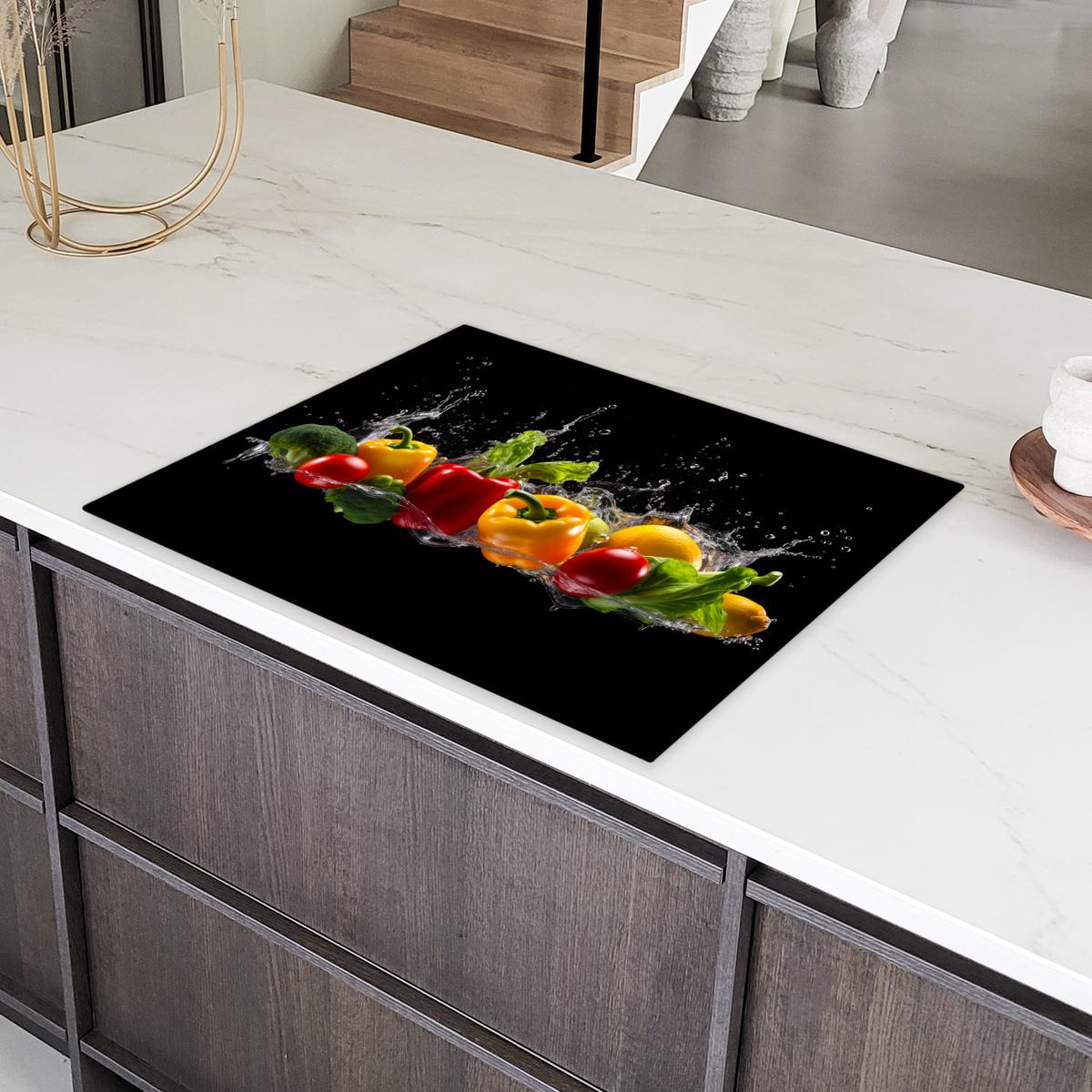 HERDABDECKPLATTE Paprika - Wasser - Gemüse - Schwarz Induktionsmatte 77x59 cm - Multicolor, Kunststoff (77/59/0.2cm) - MuchoWow
