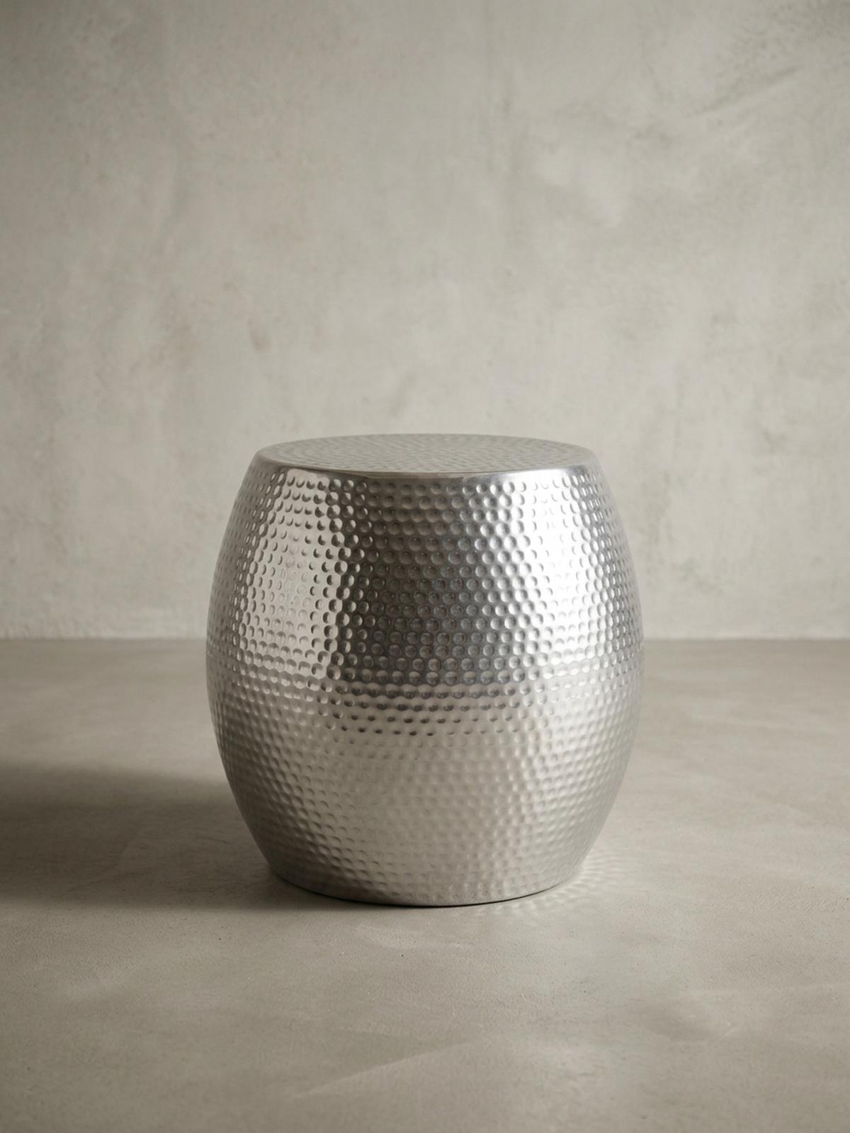 BEISTELLTISCH Aluminium Hammerschlag ENNS, Silber 42x42x42 cm - Silberfarben, Metall (42/42/42cm) - KADIMA DESIGN