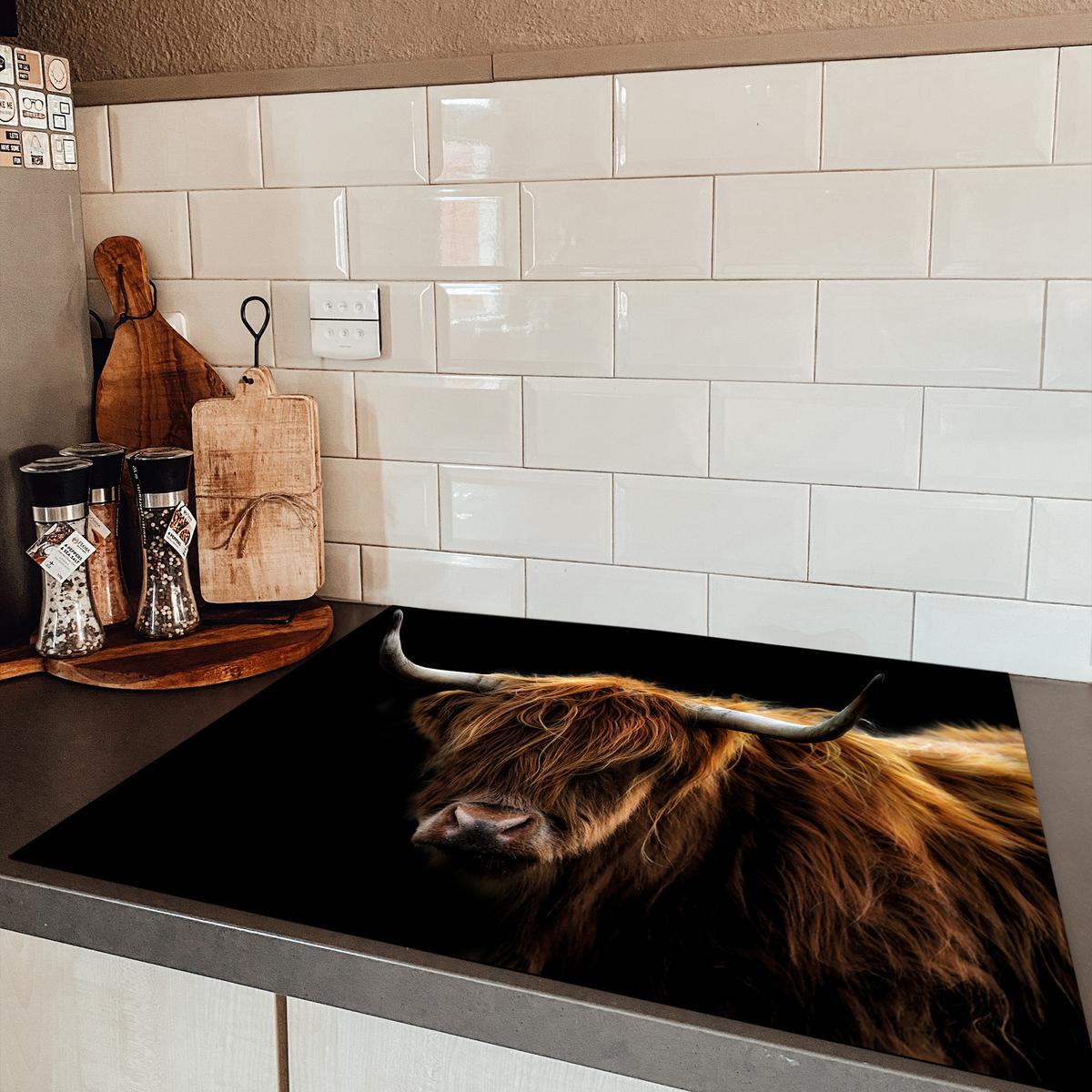 HERDABDECKPLATTE Schottischer Highlander - Hörner - Schwarz - Tiere - Natur - Wild - Kuh Induktionsmatte 77x59 cm - Cognac, Kunststoff (77/59/0.2cm) - MuchoWow