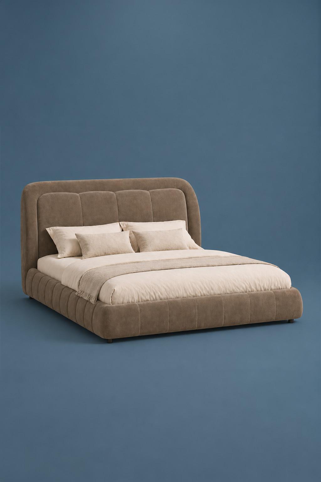 Bett in einem blauen Raum