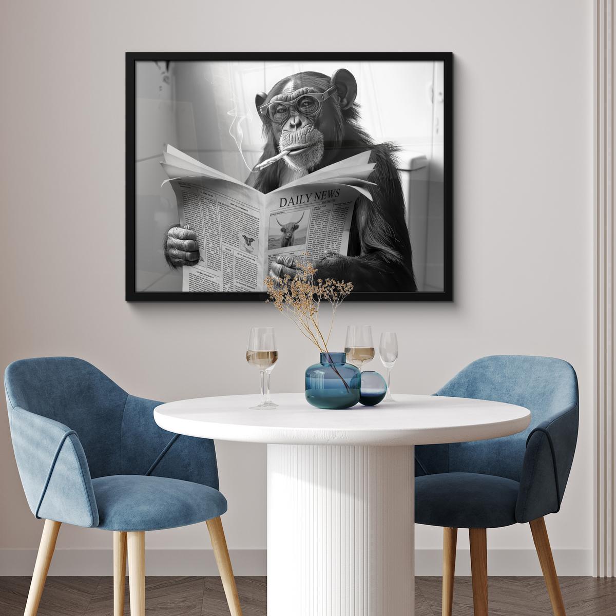POSTER MIT RAHMENGERAHMTES BILD Affe - WC - Zeitung - Schwarz-Weiß - Humor 80x60 cm - Hellgrau, Papier (80/60cm) - MuchoWow