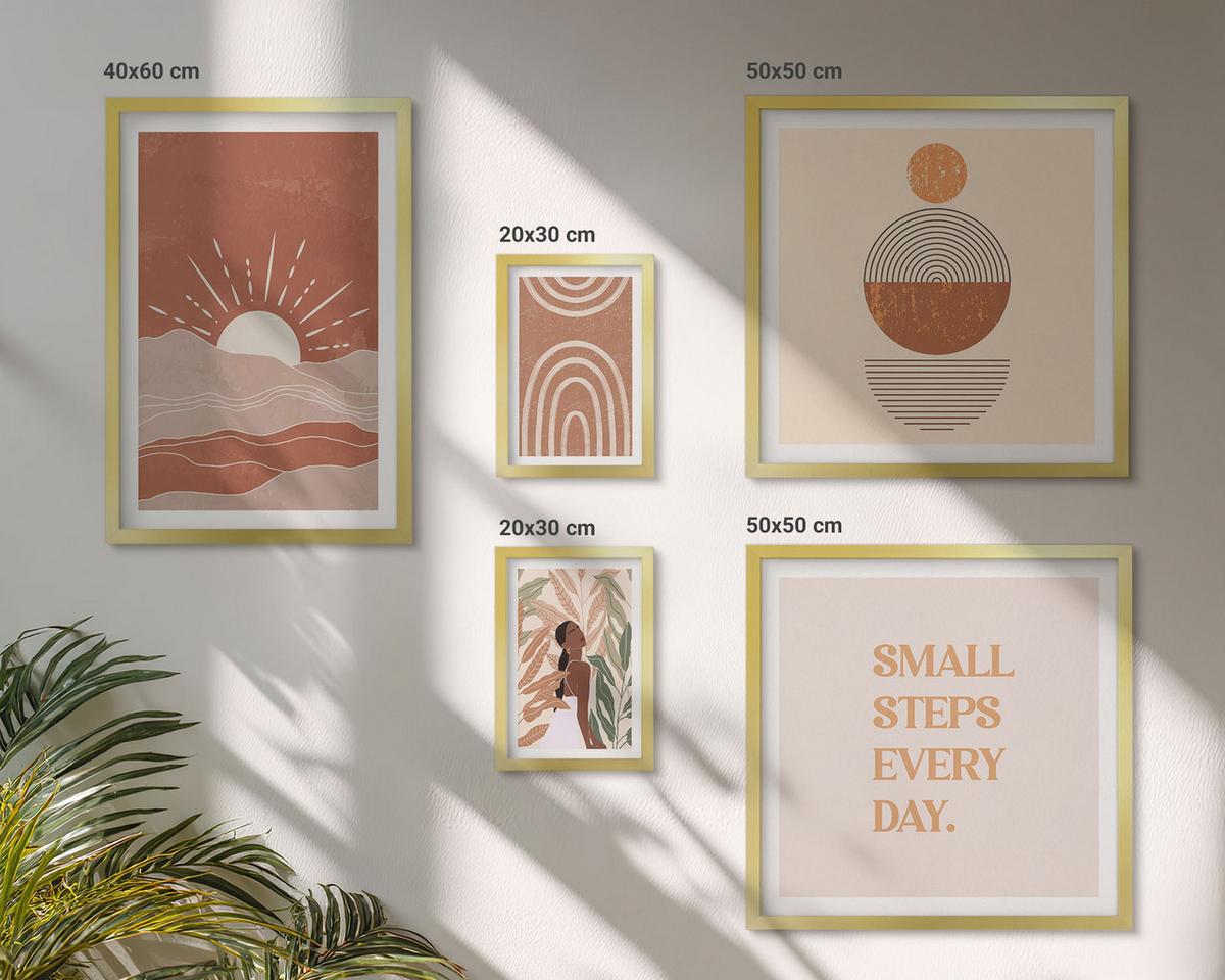 BILDER SET 5er Set - 50x50 cm & 20x30 cm & 40x60 cm Goldrahmen - Ein entspannter Buddha am Strand - Goldfarben, Kunststoff (40/60cm) - TULUP