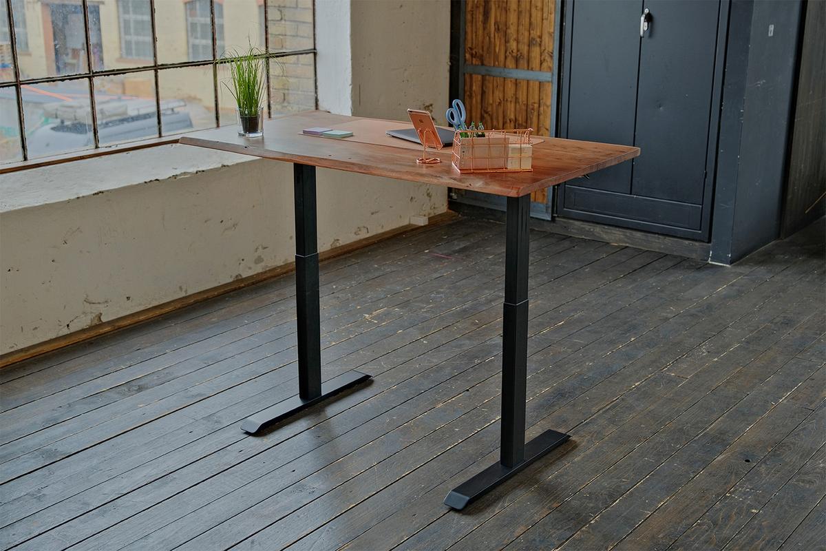 SCHREIBTISCH LORA elektrisch höhenverstellbar Nussbaum Dekor Akazie - Nussbaumfarben/Schwarz, Holz (90/180/72cm) - KAWOLA