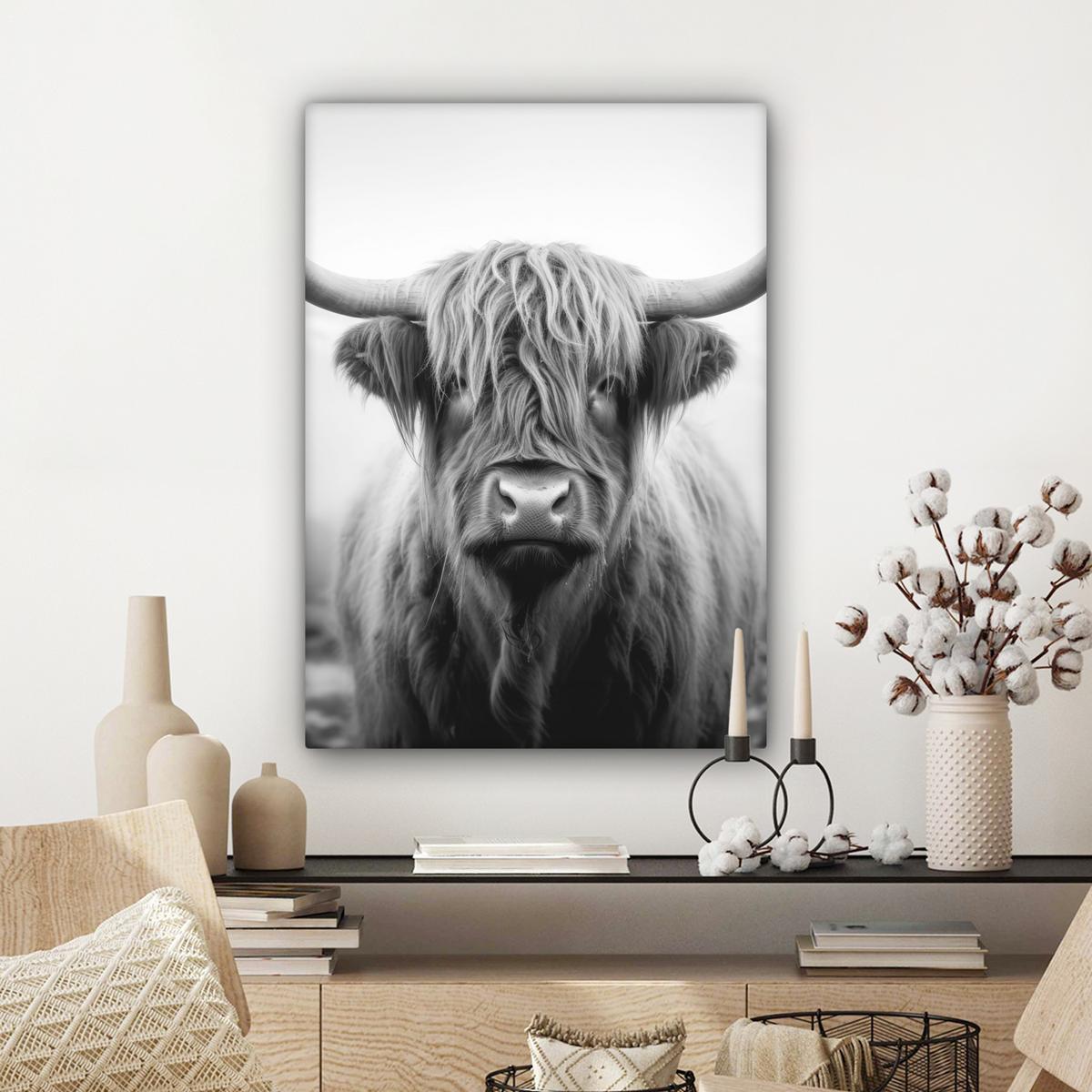 LEINWANDBILD Schottischer Highlander - Nebel - Schwarz - Weiß Wandbild Wohnzimmer 60x80 cm - Grau, Textil (60/80cm) - MuchoWow