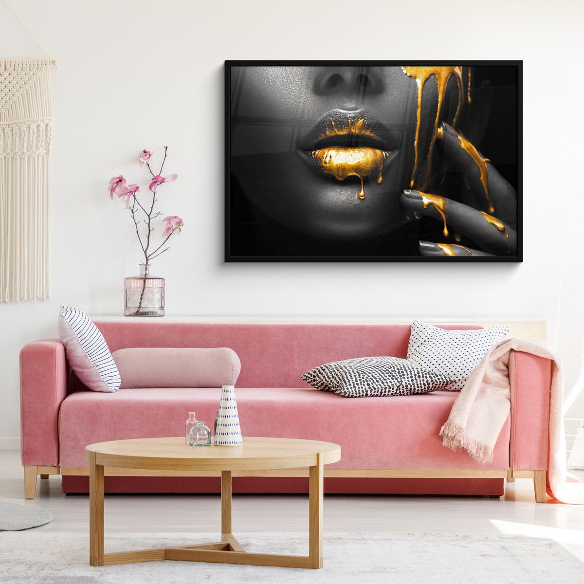 POSTER MIT RAHMENGERAHMTES BILD Frau - Schwarz - Gold - Gesicht - Lippen 120x80 cm - Goldfarben, Papier (120/80cm) - MuchoWow