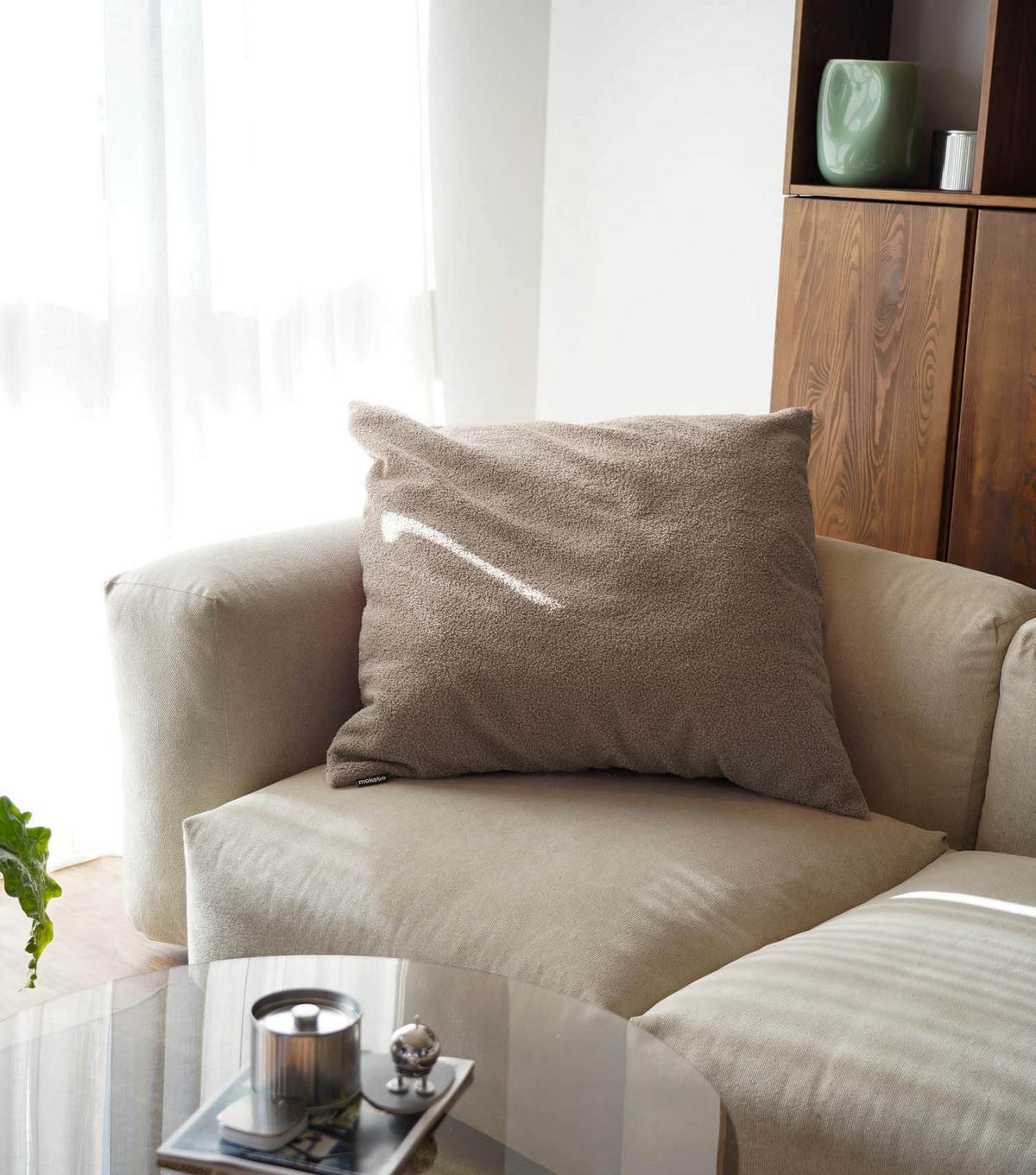 SOFAKISSEN Hug - Braun, Textil (90/10cm) - Mokebo