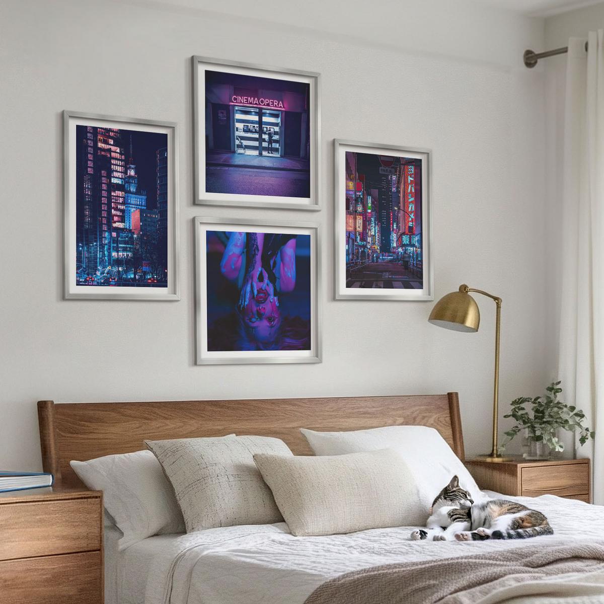 BILDER SET 4er Set - 50x50 cm & 40x60 cm Silberner Rahmen - Nachtstadt mit Neonlichtern - Silberfarben, Kunststoff (50/50cm) - TULUP