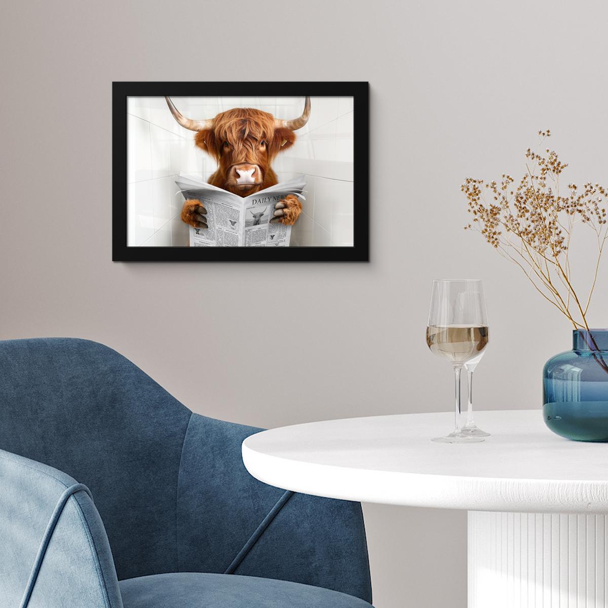 POSTER MIT RAHMENGERAHMTES BILD Schottischer Highlander - Tier - Zeitung - Toilette 30x20 cm - Kastanienfarben, Papier (30/20cm) - MuchoWow