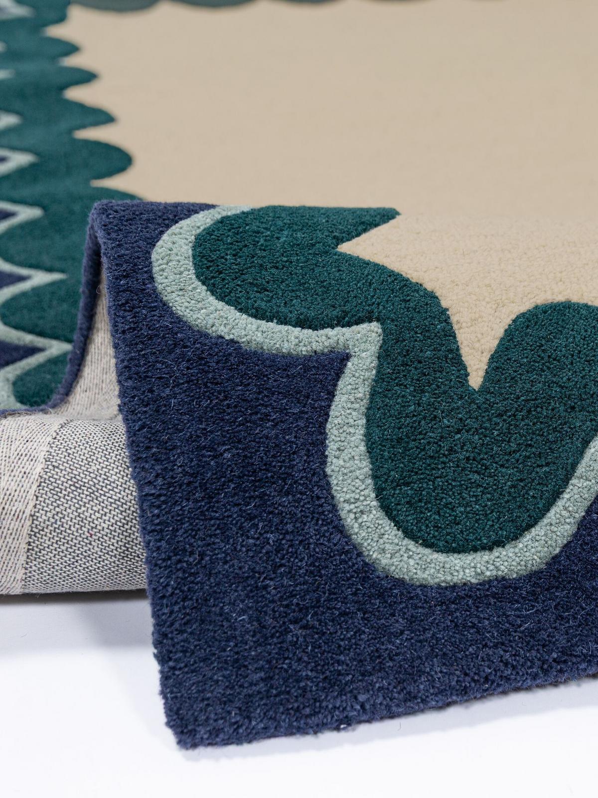 WOLLTEPPICH handgetuftet WAVENEY, Zickzack-Wellenbordüre, Petrol, 140 x 200 cm - Türkis, Textil (140/200cm) - KADIMA DESIGN