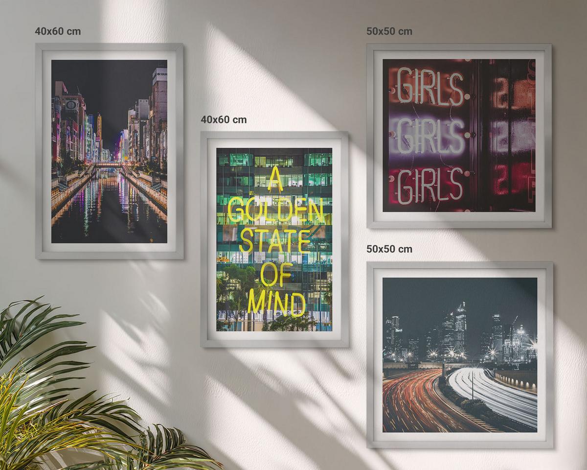BILDER SET 4er Set - 50x50 cm & 40x60 cm Silberner Rahmen - Neonreklamen in der Stadt bei Nacht - Silberfarben, Kunststoff (50/50cm) - TULUP