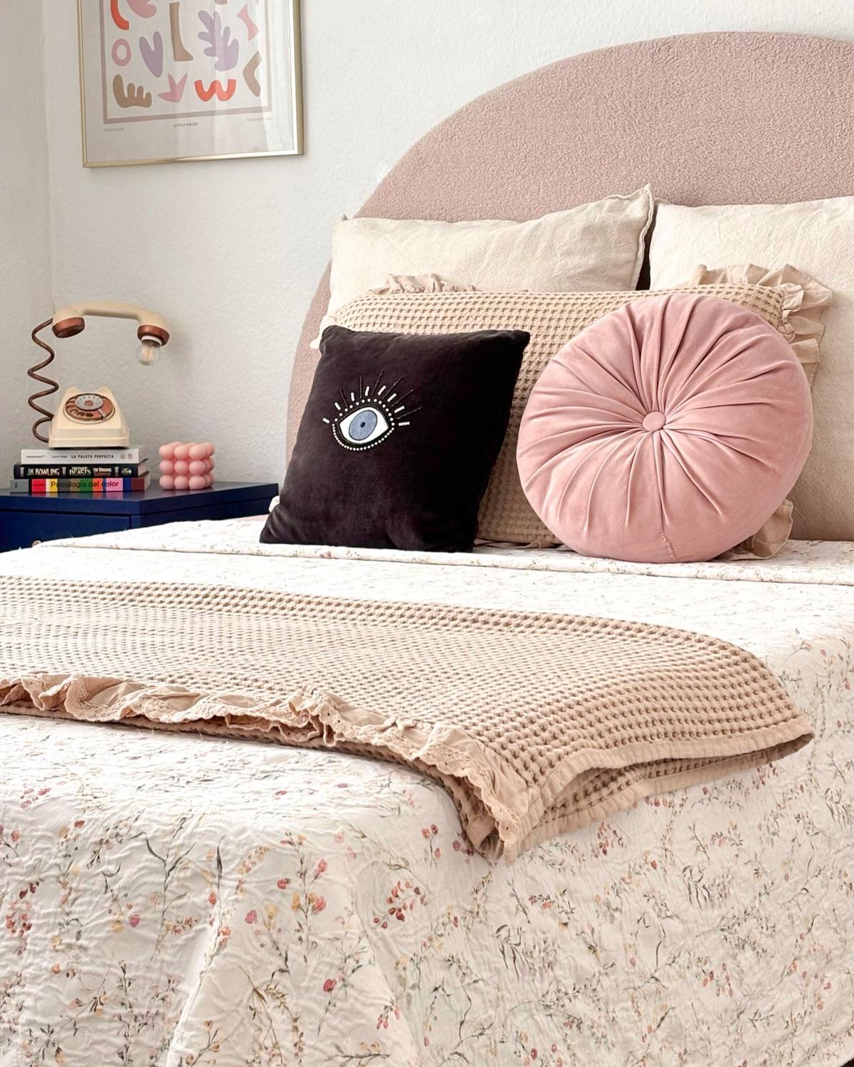 BETT mit Lattenrost 140x200 cm Beige Millay - Beige, Textil (140/200cm) - Beliani