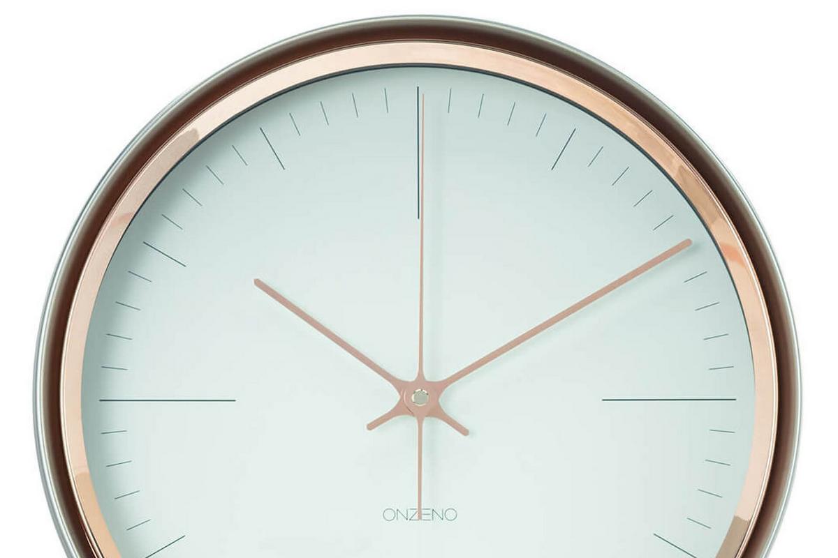 WANDUHR Design Weiß 33/33 cm - Weiß, Glas/Holzwerkstoff (32.7/32.7/8cm) - ONZENO