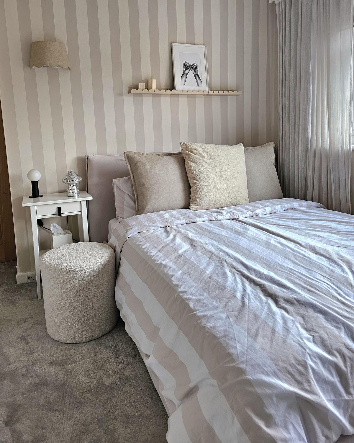 POLSTERBETT 160x200 cm Weiß Lavaur - Creme, Textil (160/200cm) - Beliani
