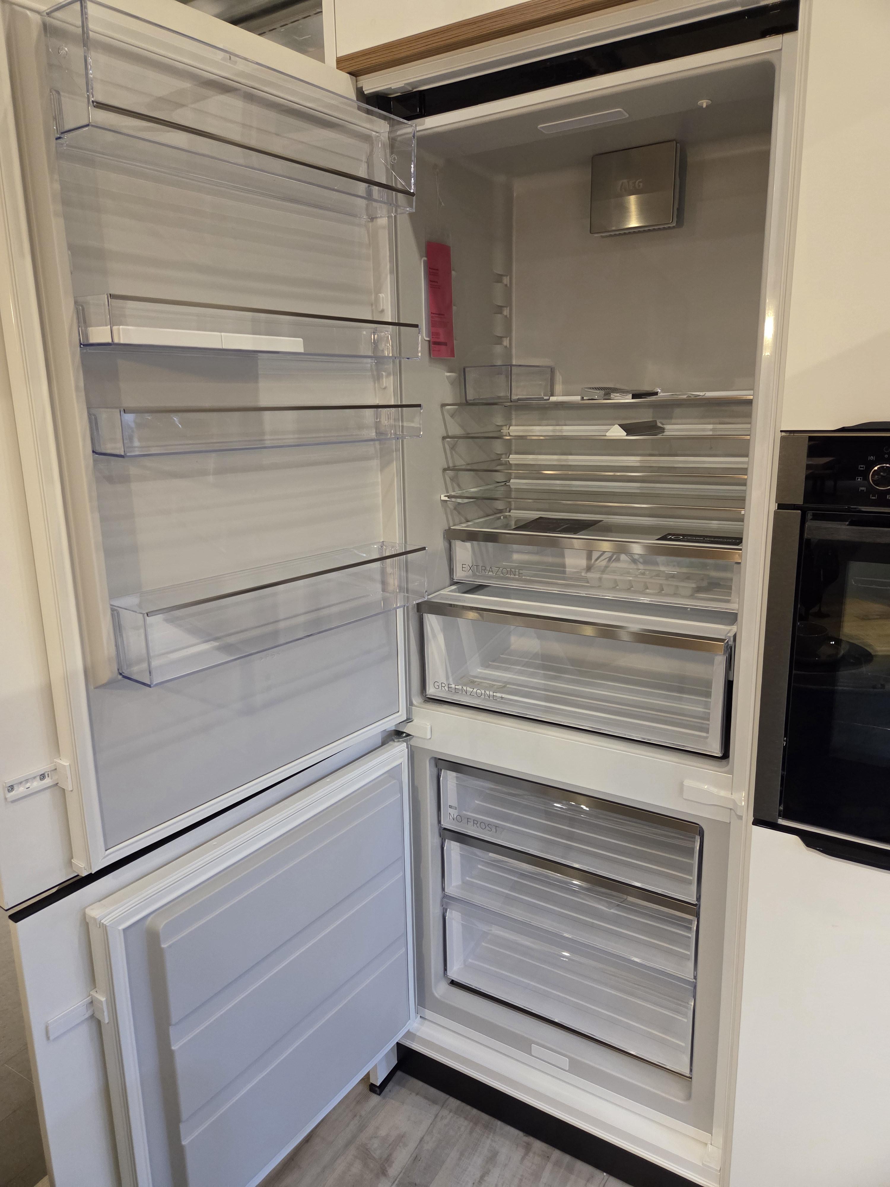KÜHL-GEFRIER-KOMBINATION EK7E75S - AEG