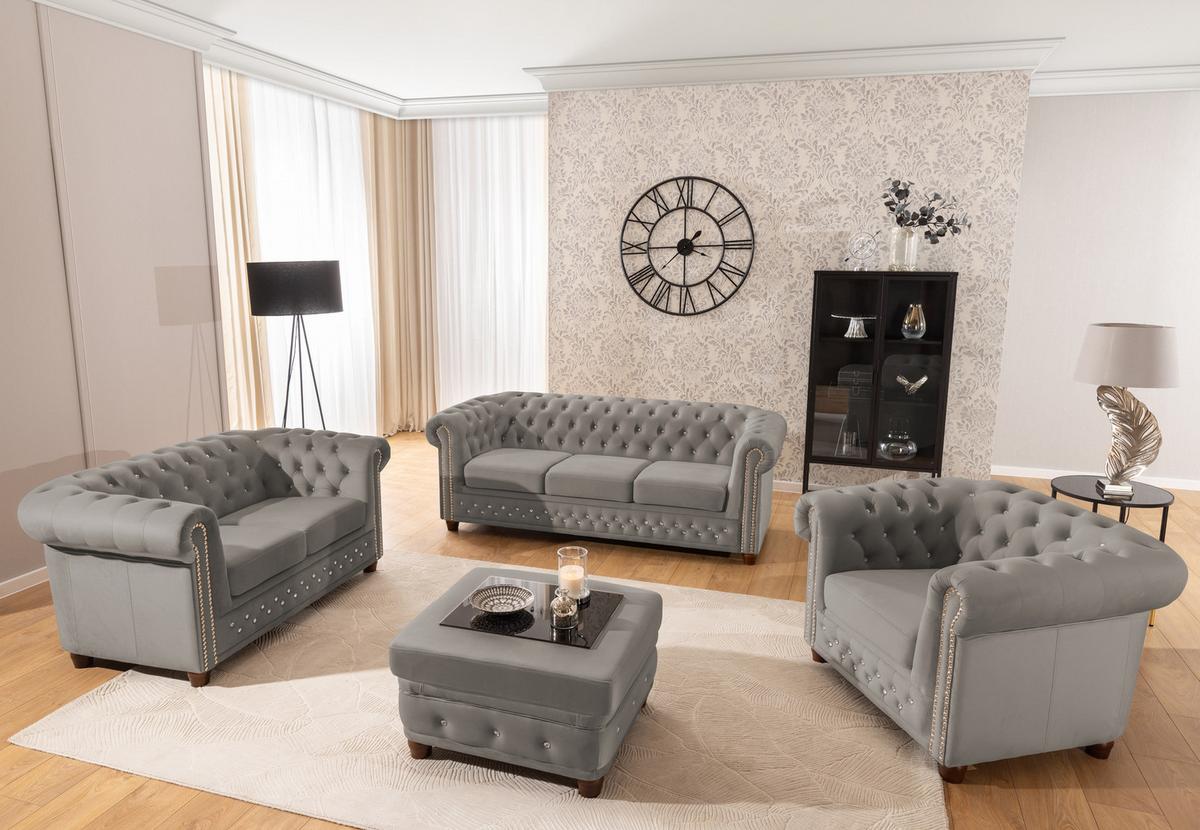 HOCKER Chesterfield Cleo Blink Grau Samt mit Kristallsteppung und braunen Massivholzfüßen - Braun/Grau, Holz/Textil (75/45/70cm) - S-Style Möbel