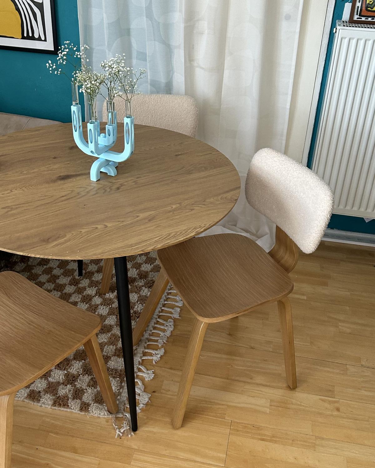 ESSTISCH heller Holzfarbton/schwarz 100 cm rund Bjorka - Hellbraun/Schwarz, Holzwerkstoff (100/100/76cm) - Beliani
