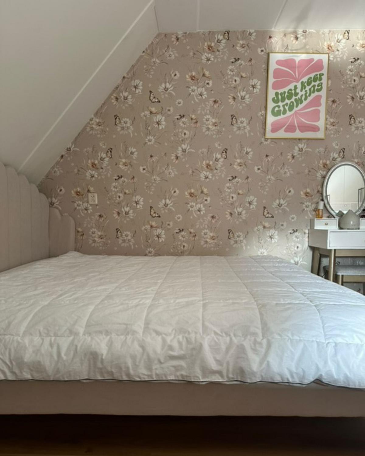 BETTDECKE Mikrofaser Mittelwarm 220/240 cm Koutra - Weiß, Textil (220/240cm) - Beliani