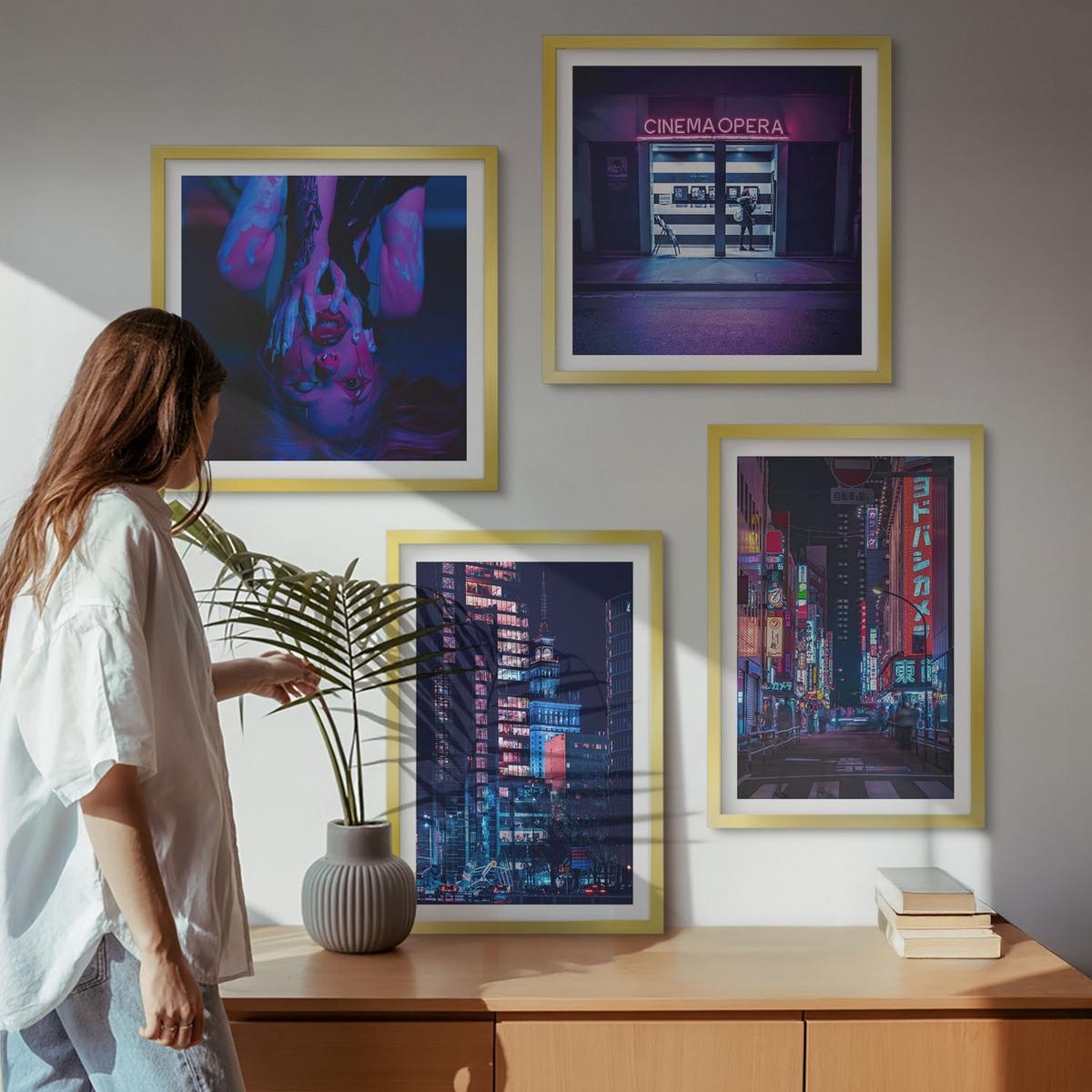 BILDER SET 4er Set - 50x50 cm & 40x60 cm Goldrahmen - Nachtstadt mit Neonlichtern - Goldfarben, Kunststoff (50/50cm) - TULUP