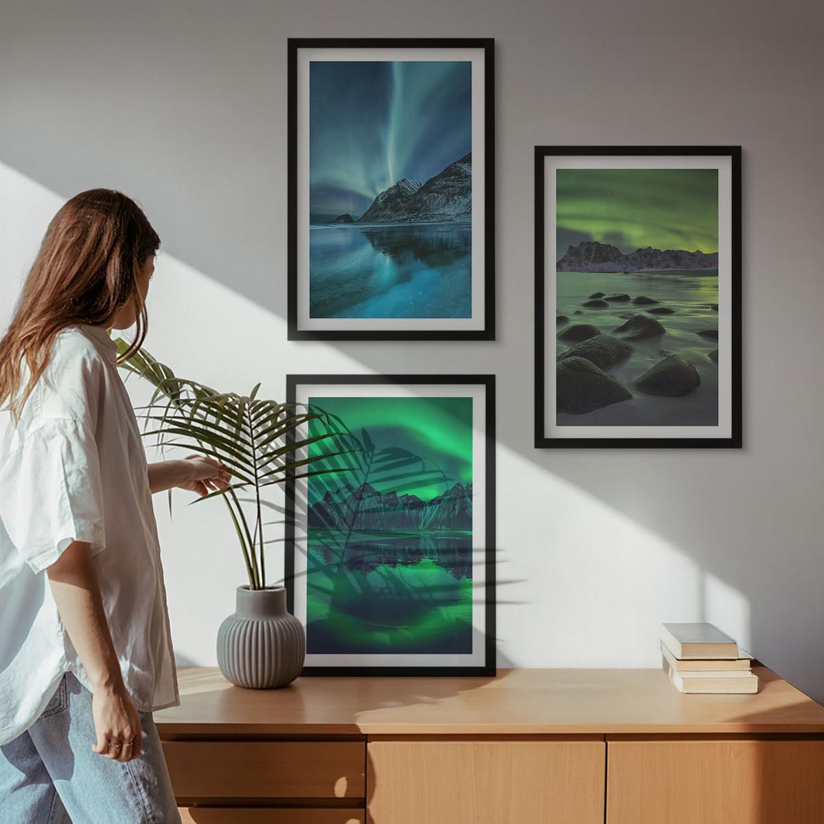 BILDER SET 3er Set - 40x60 cm Schwarzer Rahmen - Winterlandschaft der Aurora borealis - Schwarz, Kunststoff (40/60cm) - TULUP
