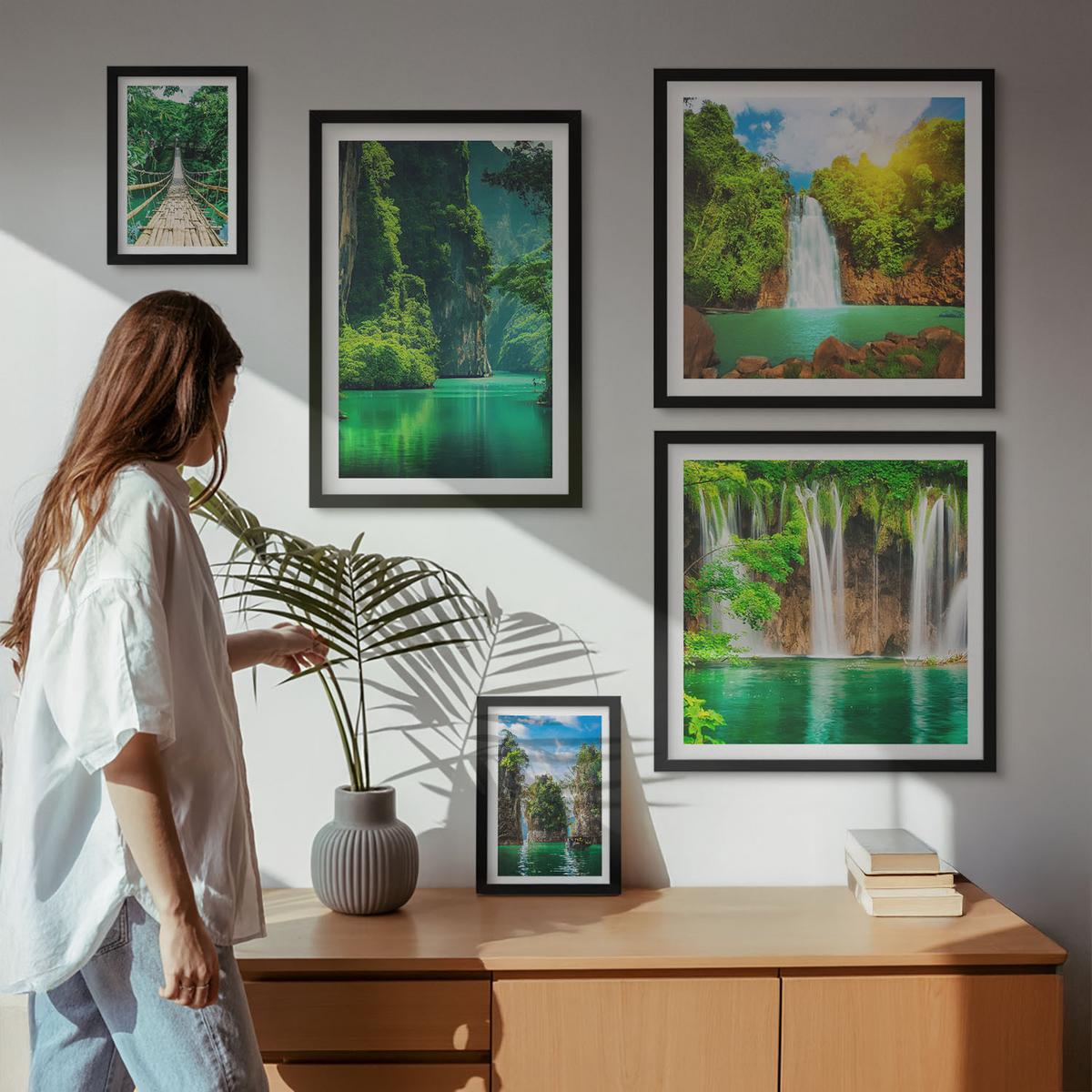 BILDER SET 5er Set - 50x50 cm & 20x30 cm & 40x60 cm Schwarzer Rahmen - See, Berge, Boote, Ferienhaus - Schwarz, Kunststoff (40/60cm) - TULUP