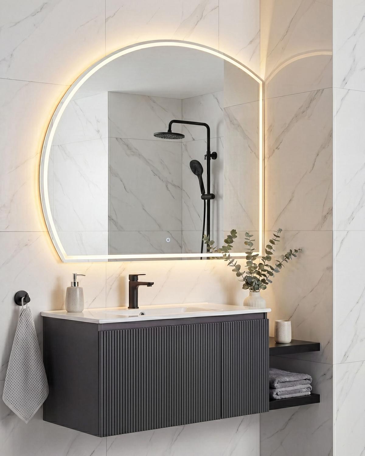 LED-BADEZIMMER-SPIEGEL 100/100 cm Silber Ozenay - Silberfarben, Glas (100/100/2cm) - Beliani