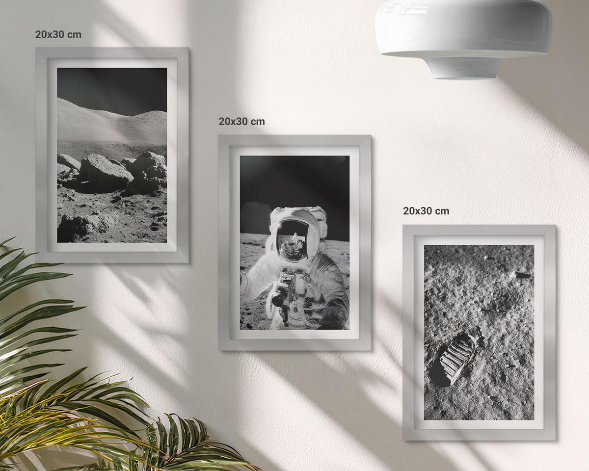 BILDER SET 3er Set - 20x30 cm Silberner Rahmen - NASA-Fotos vom Mond Astronaut - Silberfarben, Kunststoff (20/30cm) - TULUP