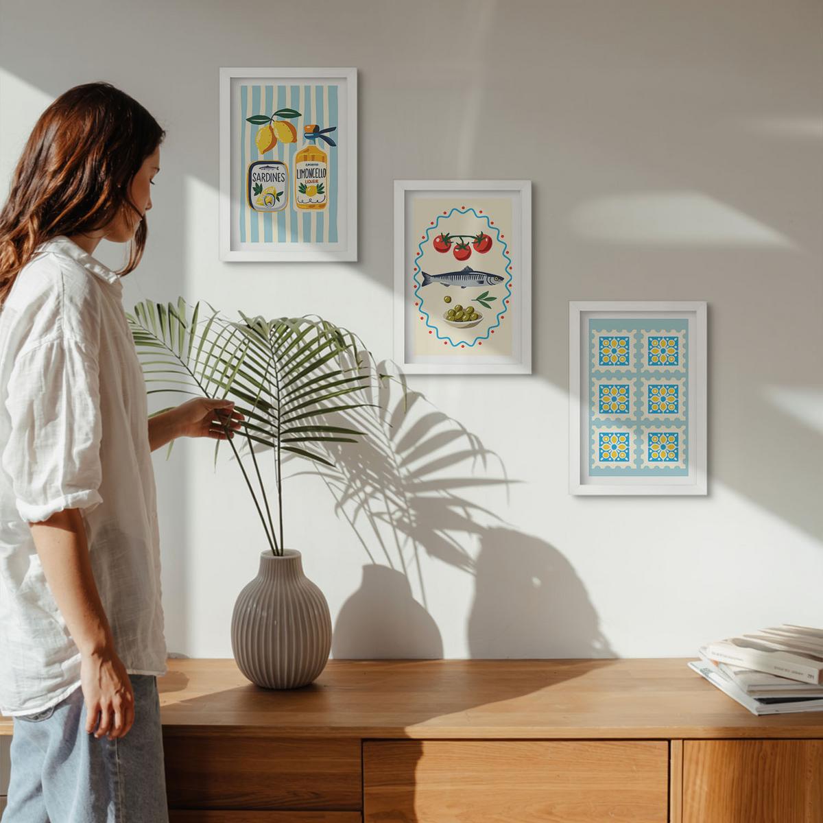 BILDER SET 3er Set - 20x30 cm Weißer Rahmen - Illustrationen von Küchen im mediterranen Stil - Weiß, Kunststoff (20/30cm) - TULUP